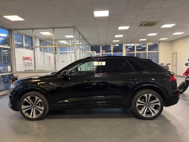 AUDI Q8 usata, con Autoradio