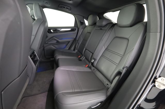PORSCHE Cayenne usata 2