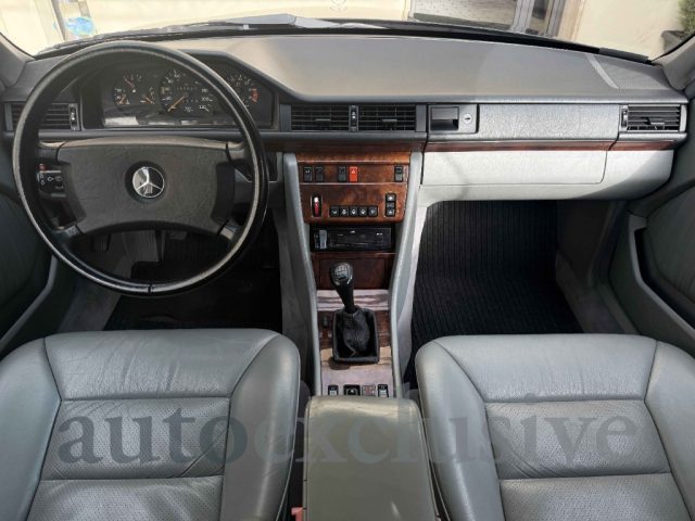 MERCEDES-BENZ 200 usata 5