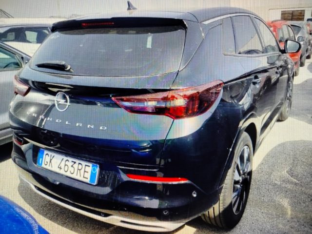 OPEL Grandland usata, con Autoradio