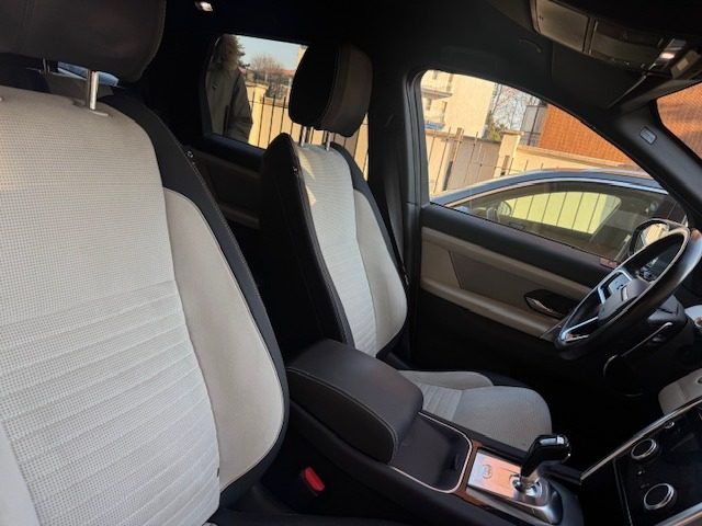 LAND ROVER Discovery Sport usata, con Cruise Control