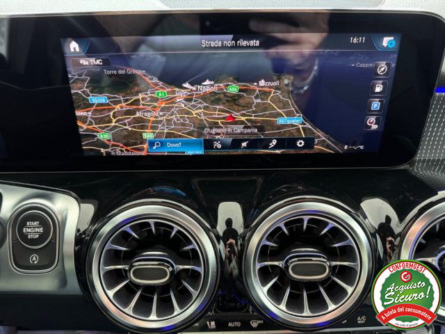 MERCEDES-BENZ GLB 180 usata, con Cronologia tagliandi