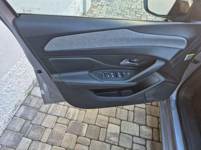PEUGEOT 308 usata, con Controllo trazione