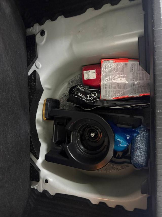 OPEL Corsa usata, con Servosterzo