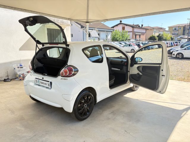 TOYOTA Aygo usata 26