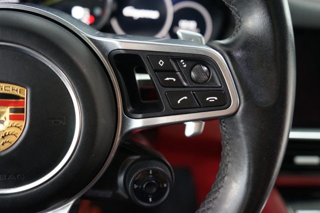 PORSCHE Cayenne usata, con Android Auto