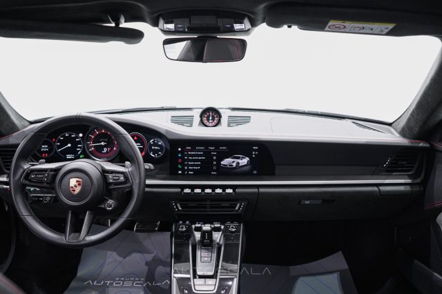 PORSCHE 992 usata, con Volante multifunzione