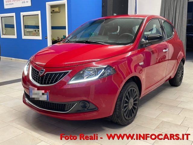 LANCIA Ypsilon usata, con Airbag laterali