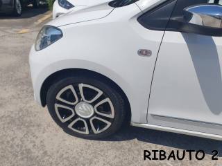 VOLKSWAGEN up! usata, con Cerchi in lega