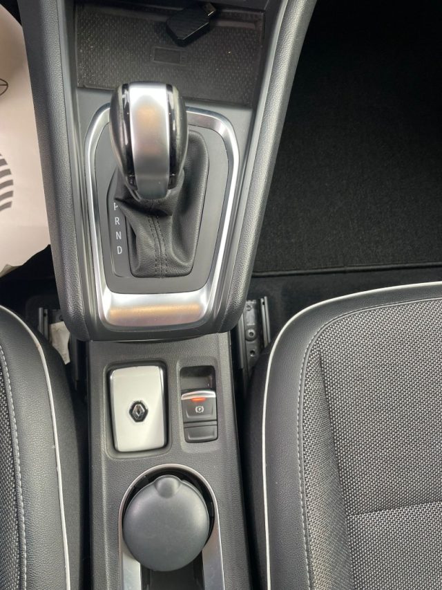 RENAULT Captur usata, con Park Distance Control