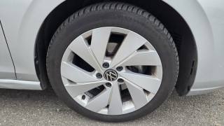 VOLKSWAGEN Golf usata, con Autoradio