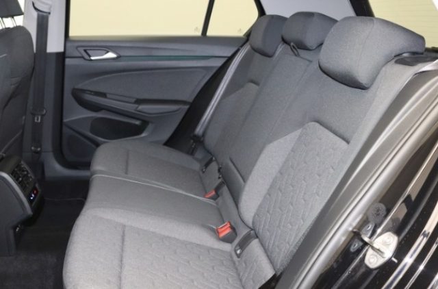 VOLKSWAGEN Golf usata, con Controllo trazione
