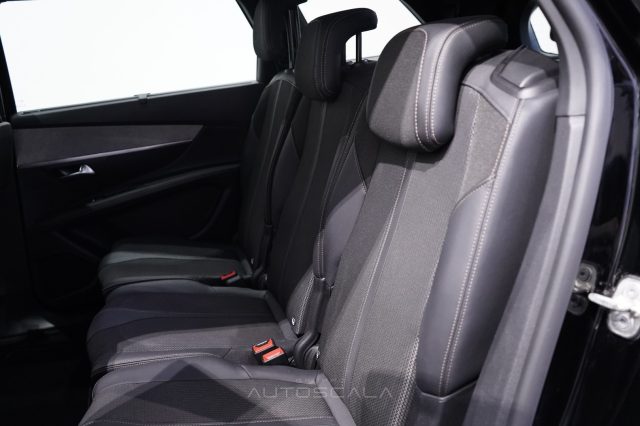 PEUGEOT 5008 usata, con Specchietti laterali elettrici