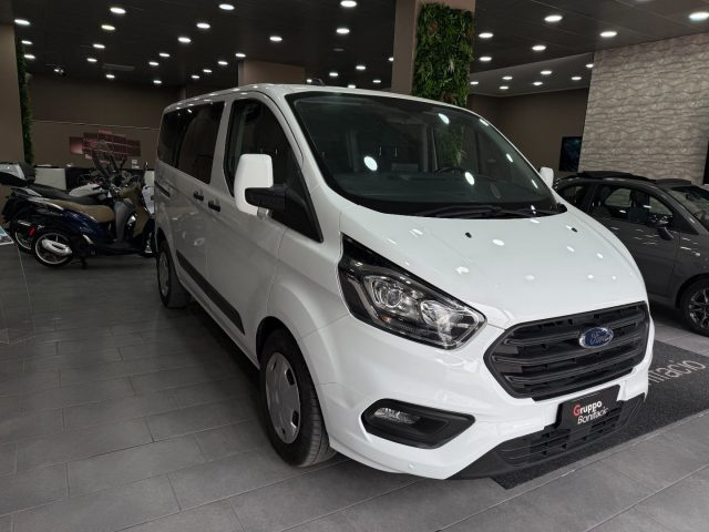 FORD Transit Custom usata, con Alzacristalli elettrici