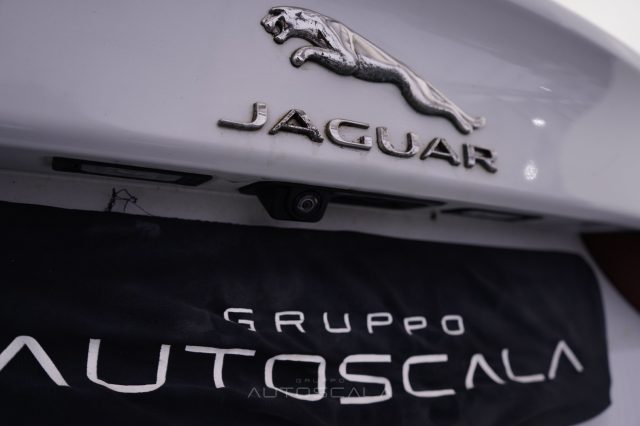 JAGUAR XE usata 36