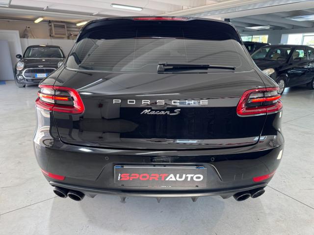 PORSCHE Macan usata, con Autoradio