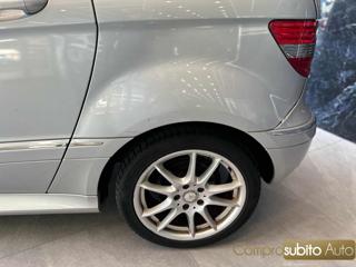 MERCEDES-BENZ B 200 usata, con Cerchi in lega