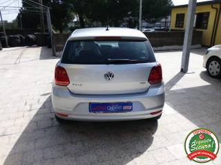 VOLKSWAGEN Polo usata, con Autoradio