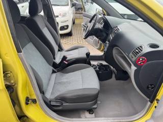 KIA Picanto usata 12