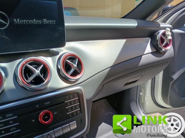 MERCEDES-BENZ GLA 200 usata, con Sedile posteriore sdoppiato
