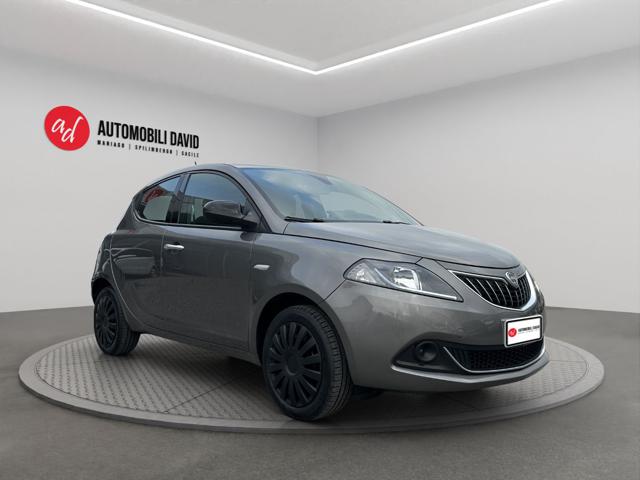 LANCIA Ypsilon usata, con Airbag
