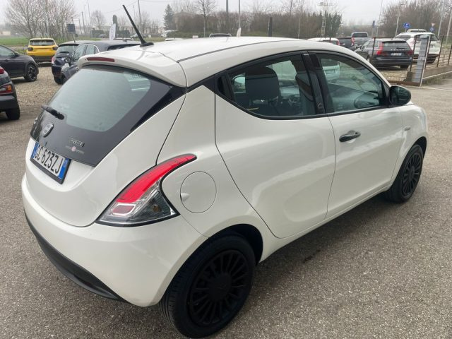 LANCIA Ypsilon usata, con Chiusura centralizzata