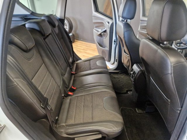 FORD Kuga usata 17