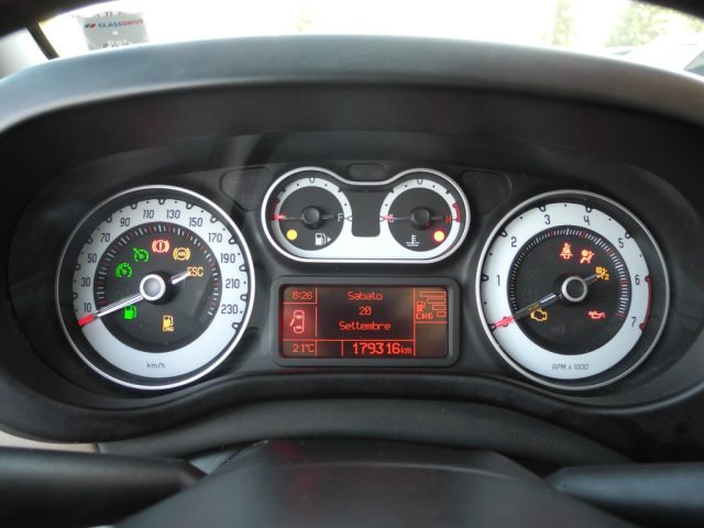 FIAT 500L usata, con Volante in pelle