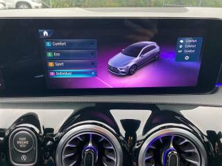 MERCEDES-BENZ A 200 usata, con Touch screen