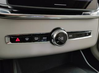 VOLVO XC90 usata, con Autoradio digitale