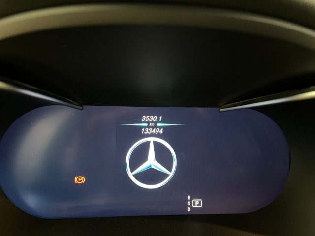 MERCEDES-BENZ GLC 220 usata 14