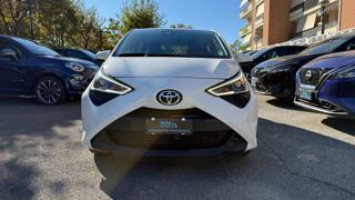 TOYOTA Aygo usata, con Luci diurne LED
