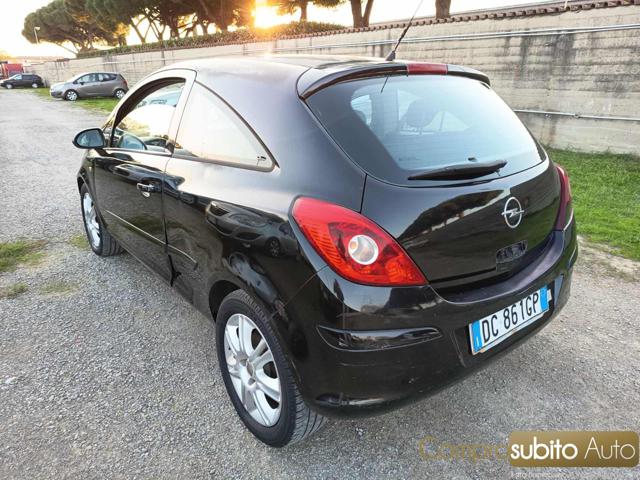 OPEL Corsa usata, con Chiusura centralizzata