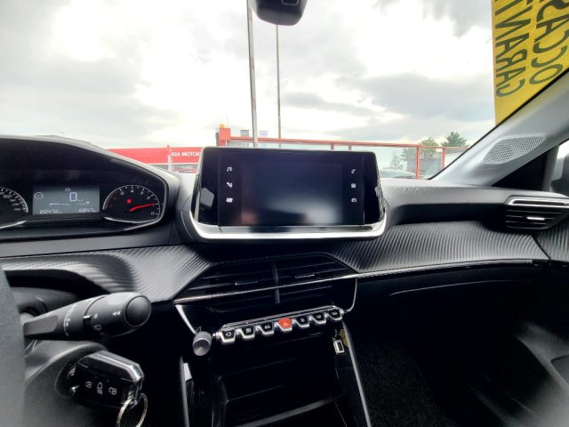 PEUGEOT 208 usata, con Volante in pelle