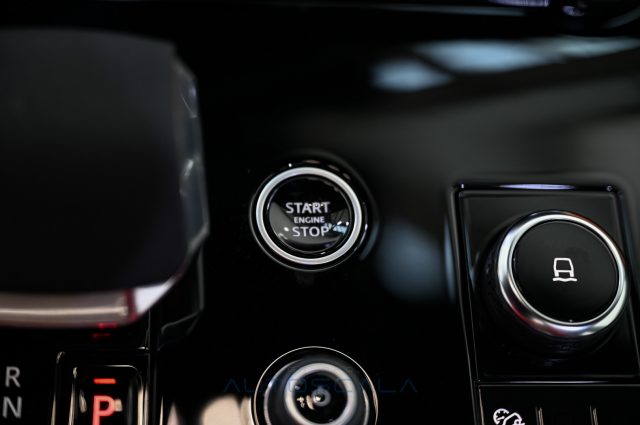 LAND ROVER Range Rover Sport usata, con Autoradio digitale