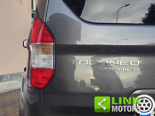 FORD Tourneo Courier usata, con Specchietti laterali elettrici