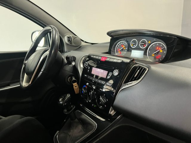 LANCIA Ypsilon usata, con Boardcomputer