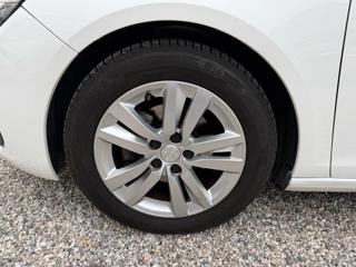 PEUGEOT 308 usata, con Autoradio