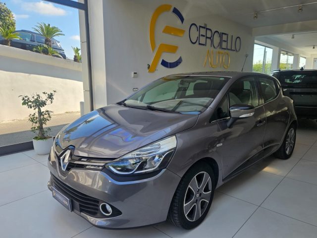 RENAULT Clio usata, con Airbag