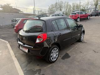 RENAULT Clio usata, con Airbag