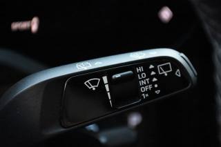 PORSCHE Taycan usata, con Luci diurne LED