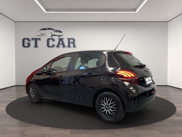 PEUGEOT 208 usata, con Boardcomputer