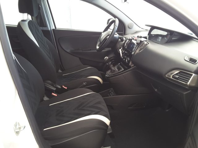 LANCIA Ypsilon usata, con Immobilizzatore elettronico