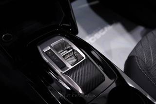 PEUGEOT 2008 usata, con USB