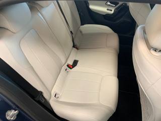 MERCEDES-BENZ A 180 usata, con Controllo automatico clima