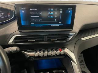 PEUGEOT 3008 usata, con Fari LED