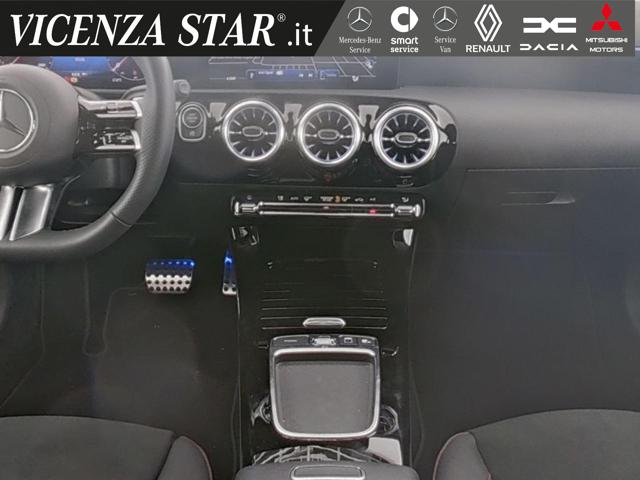 MERCEDES-BENZ A 200 usata, con Chiusura centralizzata