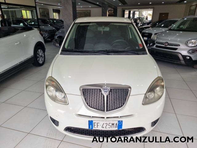 LANCIA Ypsilon usata, con Airbag
