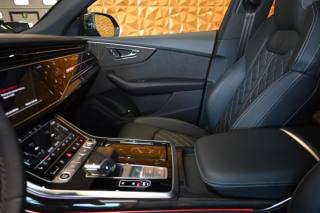 AUDI Q8 usata 44