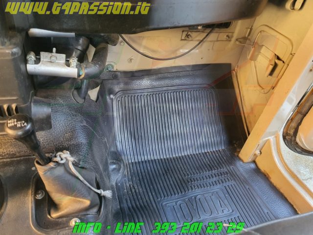 TOYOTA Land Cruiser usata 12